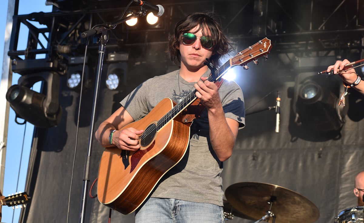 Country Music Star'S Show Cancellations Raise Awareness About Mental Health - wbtl9io